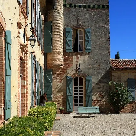 Villa Chateau D'issus, Near Toulouse, France *