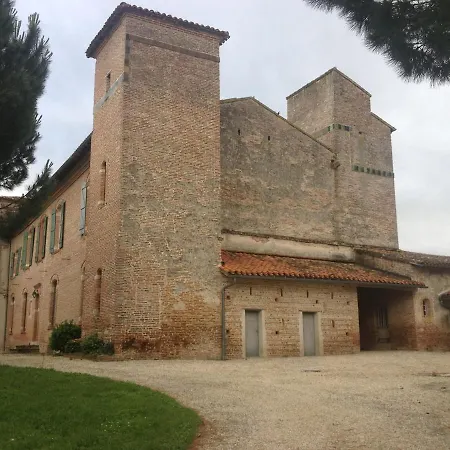 Villa Chateau D'issus, Near Toulouse, France Issus