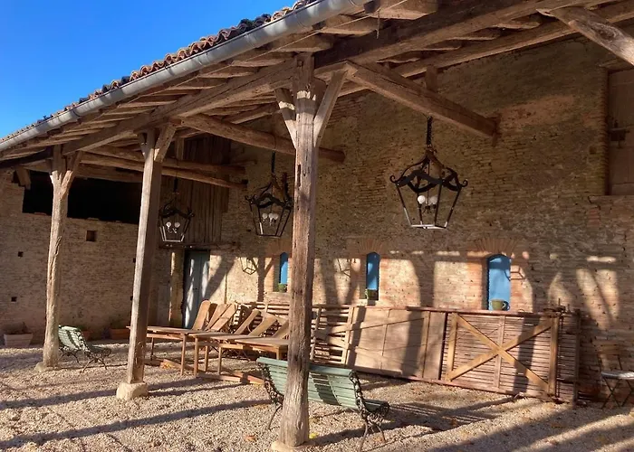 Chateau D'issus, Near Toulouse, France * Issus