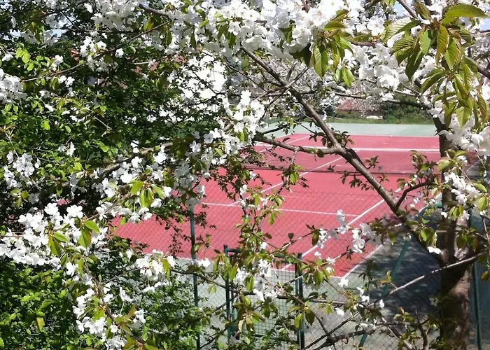 Villa Chateau D'issus, Near Toulouse, France