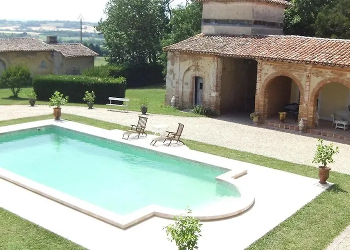 Chateau D'issus, Near Toulouse, France Villa