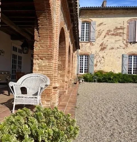 Chateau D'issus, Near Toulouse, France * Issus