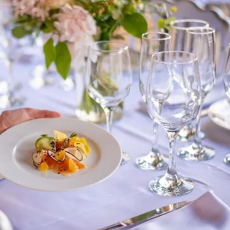 Villa Château D'issus, Near Toulouse, France *