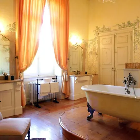 Château D'issus, Near Toulouse, France * Issus