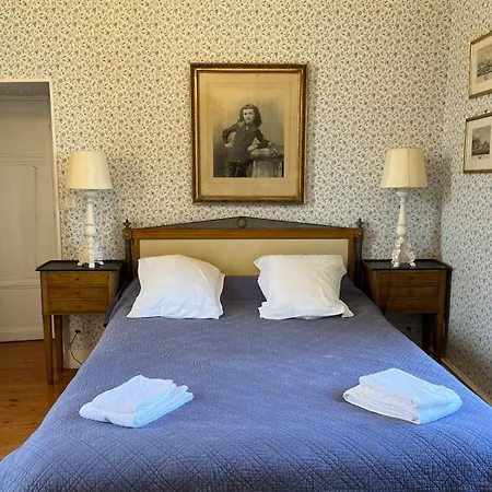 Villa Château D'issus, Near Toulouse, France *