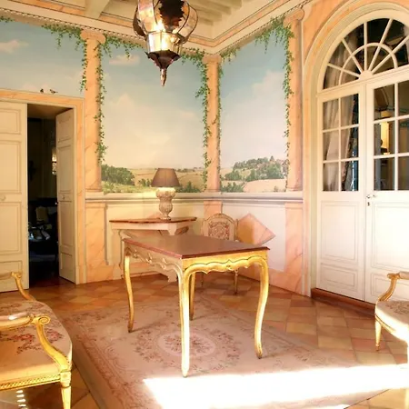 Château D'issus, Near Toulouse, France * Issus