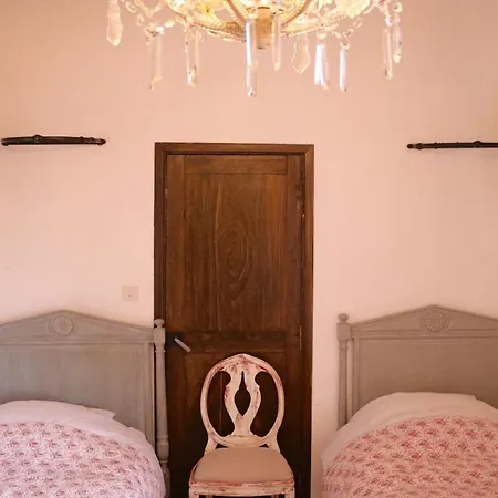 Château D'issus, Near Toulouse, France Villa