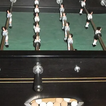 Château D'issus, Near Toulouse, France Villa Issus