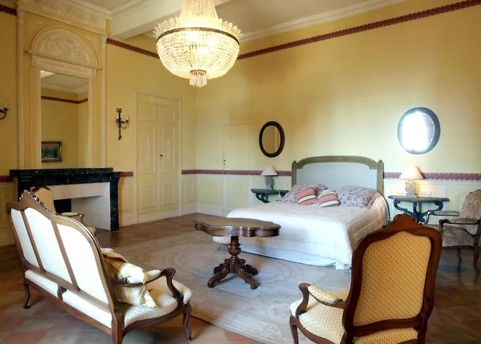 ヴィラ Chateau D'issus, Near Toulouse, France *