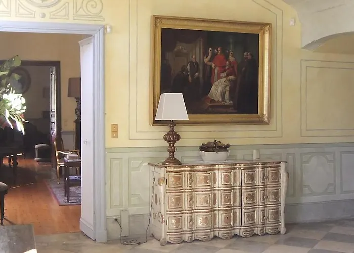 Chateau D'issus, Near Toulouse, France ヴィラ