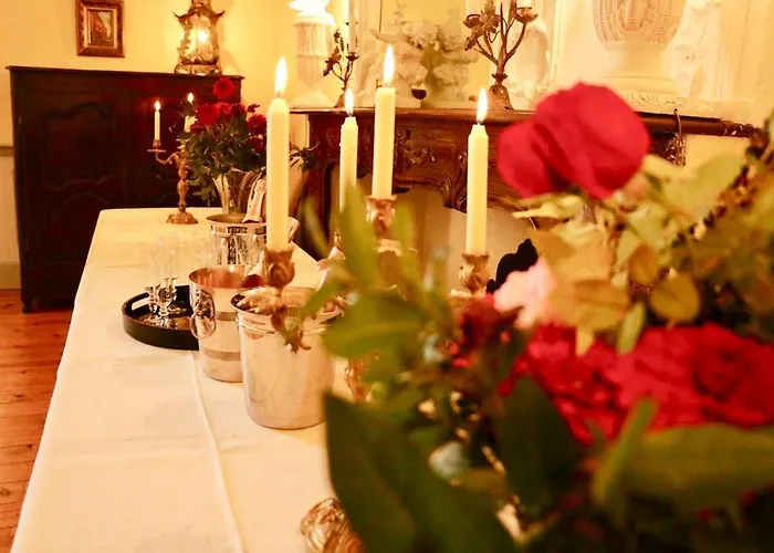 ヴィラ Chateau D'issus, Near Toulouse, France *